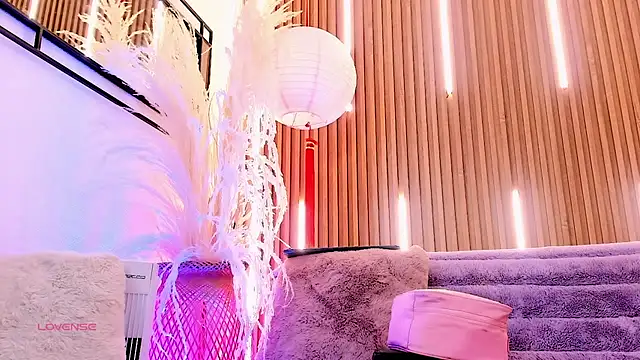 ArianaSantana online show from January 19, 12:56 pm