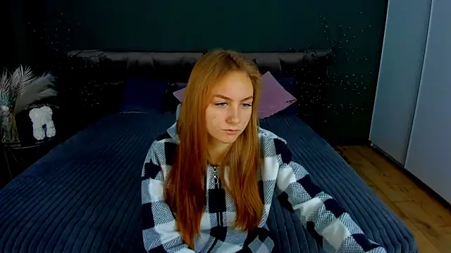 MilaAddams online show from November 9, 7:04 am