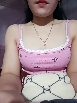 LucyyLy online show from March 13, 11:44 am