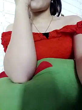 Snapshot of LucyyLy chatting on September 22, 6:45 am LucyyLy online show from September 22, 6:45 am