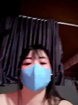 Snapshot of ChunkyLy chatting on September 18, 2:10 am ChunkyLy online show from September 18, 2:10 am