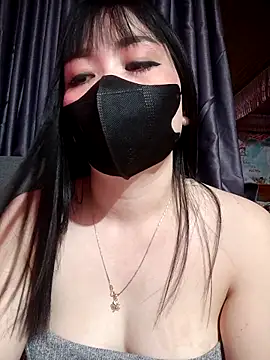 Snapshot of ChunkyLy chatting on October 3, 3:11 am ChunkyLy online show from October 3, 3:11 am