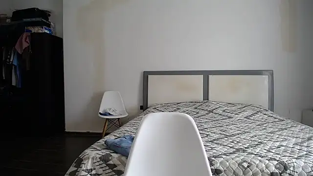 Manuela lara  online show from February 5, 3:15 pm