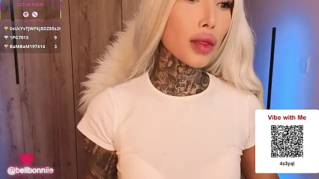 belllbonniie online show from October 19, 8:55 pm