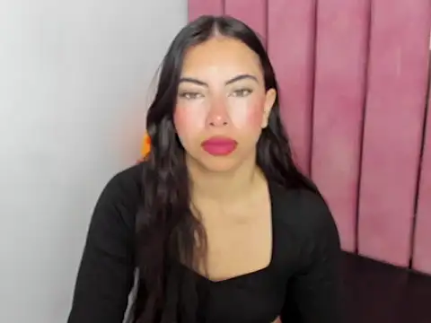 Snapshot of Alana_Hott_ chatting on September 17, 5:05 am Alana Hott online show from September 17, 5:05 am