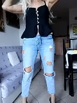  sexyBLONDE46  online show from November 5, 2:44 pm