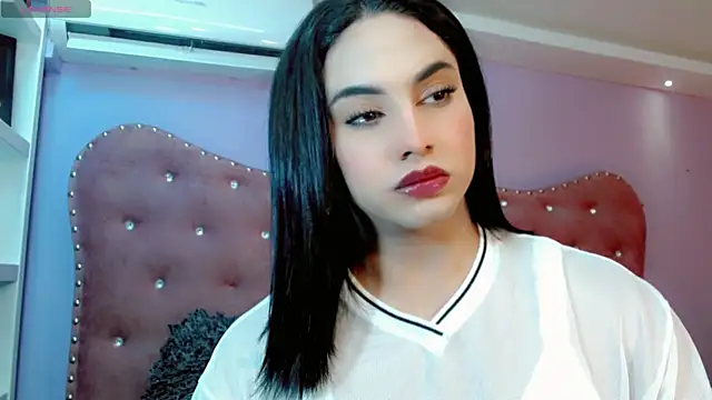 Snapshot of Valeria_Swett_ chatting on October 6, 7:29 pm Valeria Swett online show from October 6, 7:29 pm