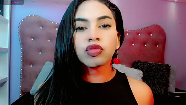 Snapshot of Valeria_Swett_ chatting on October 12, 8:22 pm Valeria Swett online show from October 12, 8:22 pm