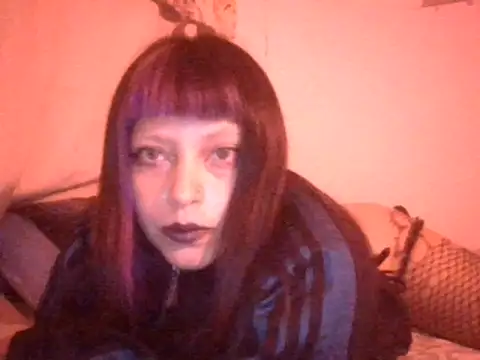 VoidKitten online show from November 29, 4:27 am