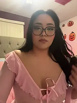 MyHoneyFrida online show from November 12, 3:15 am