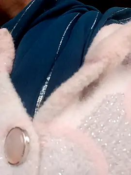 Jivika Jaiswal online show from October 28, 10:54 am