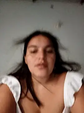 chloe 90 online show from December 14, 10:26 pm