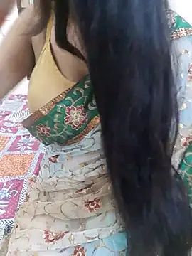 Snapshot of Sexy_Mal89 chatting on October 14, 7:33 am Sexy Mal89 online show from October 14, 7:33 am