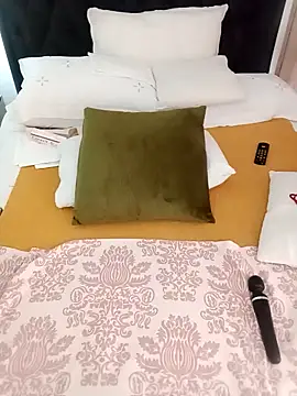 Creamy Chocolatex online show from November 20, 10:05 am