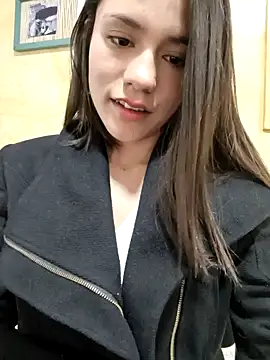 Snapshot of CHARLOTTE__05 chatting on September 14, 2:04 pm CHARLOTTE 05 online show from September 14, 2:04 pm