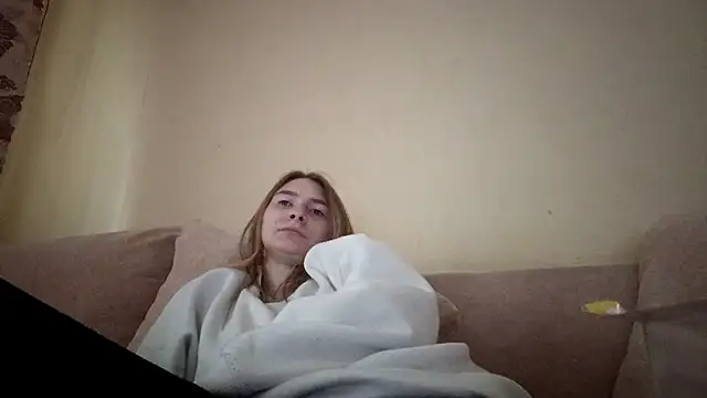 Nymera flare online show from September 23, 10:35 am