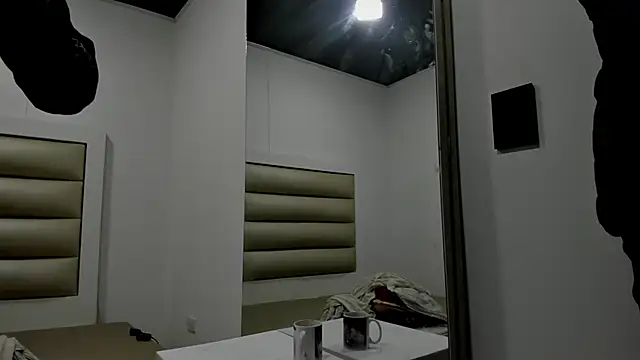 Luna and lindsy online show from November 24, 10:39 am