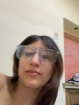 Clavelnegro online show from December 21, 9:52 pm