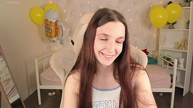 Snapshot of Miss___Eva chatting on September 25, 12:32 am Miss Eva online show from September 25, 12:32 am