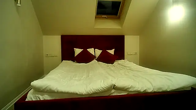 Eva Fit Milf online show from April 17, 6:43 pm