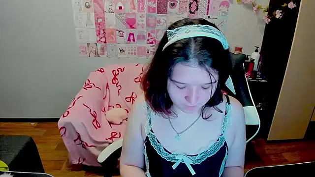 Snapshot of Acid_Kate chatting on October 9, 12:37 am Acid Kate online show from October 9, 12:37 am