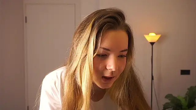 MarlinVarian online show from September 13, 6:38 pm