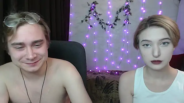 Lust4Money online show from November 19, 10:32 pm