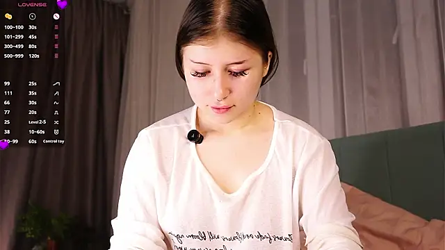 AudieKaemmerer online show from February 25, 5:33 pm