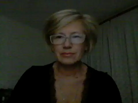 Snapshot of LucyLewisX chatting on September 27, 8:05 pm LucyLewisX online show from September 27, 8:05 pm