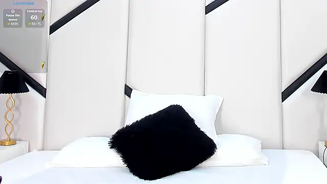 XimenaCosta online show from April 15, 12:17 pm