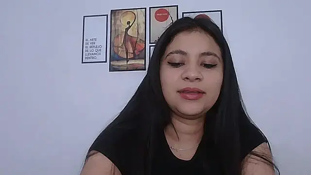 ValerieLove  online show from March 24, 12:43 pm