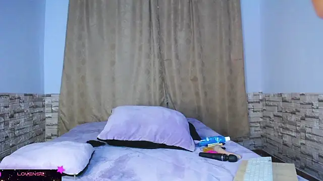 DaraKat18 online show from September 30, 9:41 pm