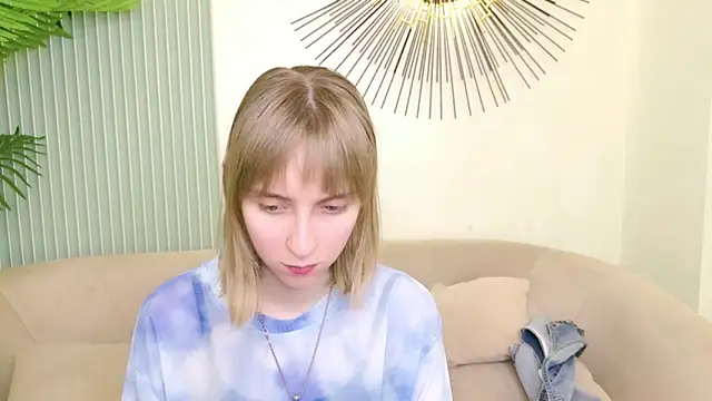 Beverly Gomes online show from October 4, 5:39 pm