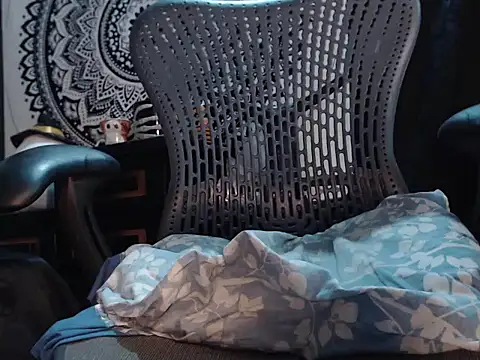 Snapshot of GoddessFabiola chatting on October 4, 10:54 am GoddessFabiola online show from October 4, 10:54 am