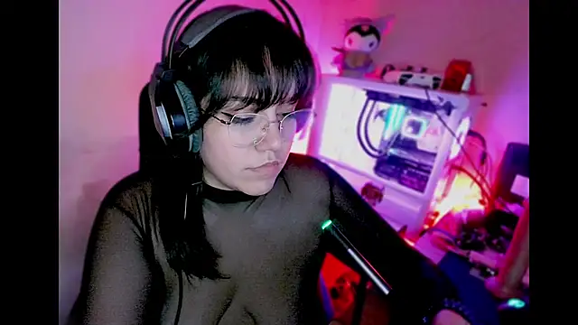 PinkDenial online show from September 13, 5:26 am