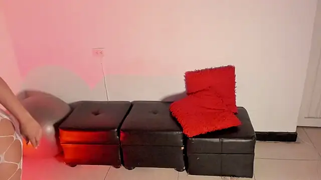 Dark chanel online show from December 20, 7:12 am