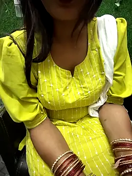 your favourite bhabhi online show from April 15, 10:38 am