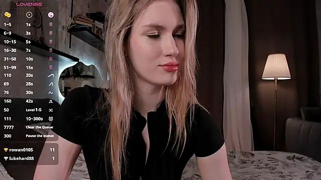 Snapshot of FrancisBivona chatting on October 15, 7:11 am FrancisBivona online show from October 15, 7:11 am