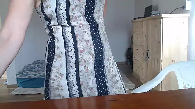 Missforever online show from March 10, 8:35 pm