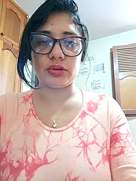 Snapshot of Monse--145 chatting on September 30, 12:33 pm Monse--145 online show from September 30, 12:33 pm