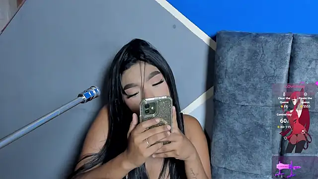 lau-hot online show from November 15, 9:16 pm