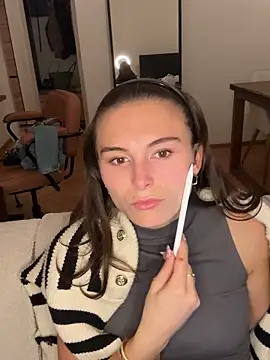 SophiiaStarr online show from September 18, 7:23 pm