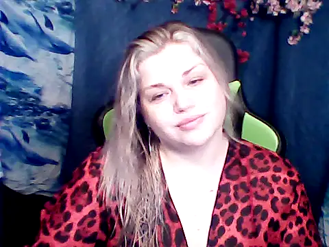 Nayvessa online show from November 2, 5:49 pm