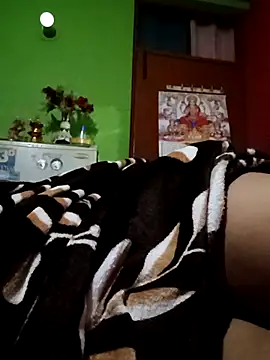 Snapshot of Pyasibaby0987 chatting on October 29, 6:21 pm Pyasibaby0987 online show from October 29, 6:21 pm