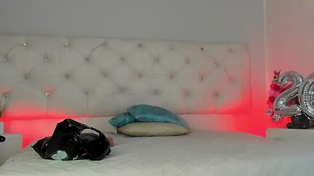 Ambeer fox  online show from January 11, 2:44 pm