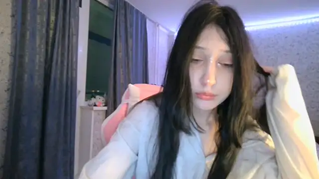Snapshot of KeicyKlark chatting on October 13, 6:32 pm KeicyKlark online show from October 13, 6:32 pm