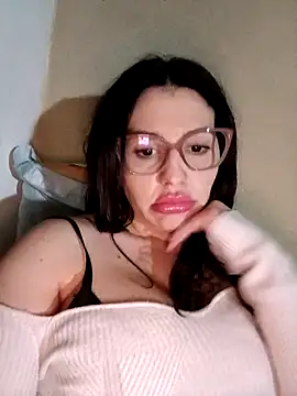 onlylucisfer online show from September 28, 7:03 am