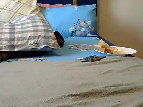 Playroom queen online show from September 28, 9:36 am