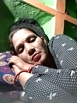 Monika cut online show from October 28, 4:02 pm