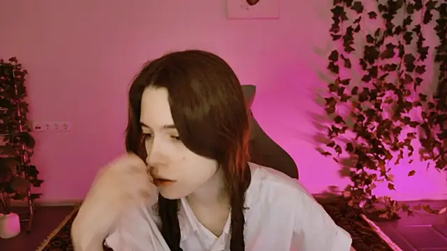 Yoka paradoXXX online show from January 8, 9:13 am